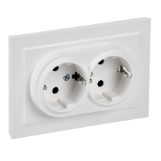 Розетка 2-м IEK BR-R24-16-K91-F СП BRITE РСш12-3-БрАБ 16А в сборе с заземл. защ. шторки арктич. бел.