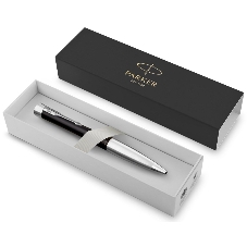 Ручка шариковая Parker Urban Core (CW2150858) Muted Black CT, M, черные чернила, подарочная коробка с европодвесом