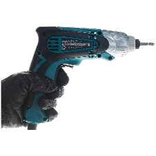 Дрель-шуруповерт Makita TD0100, 230 Вт, 100 Нм, щеточный, ударный