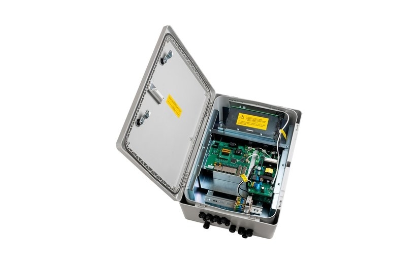 Коммутатор TFortis PSW-2G6F+UPS-Box, 6×100 Мбит/с PoE+ + 2×1 Гбит/с SFP Uplink, управляемый