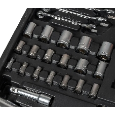 Набор ручного инструмента Bort BTK-123