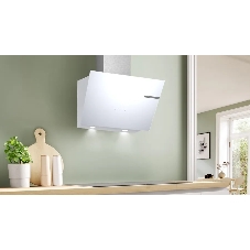 Вытяжка наклонная Bosch DWK66PJ20T белый, 60 см, 700 куб. м/ч, 71 дБ