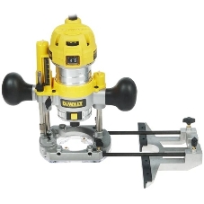 Фрезер DeWalt D26203. 900 Вт,16000-27000 об/мин,ход-55 мм