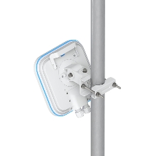 Точка доступа Wi-Fi Ubiquiti UniFi E7 AP Campus 2,4+5+6 ГГц, Wi-Fi 7, 4х4 MU-MIMO, 802.3bt, 1х 10G RJ45, 1х 1G RJ45