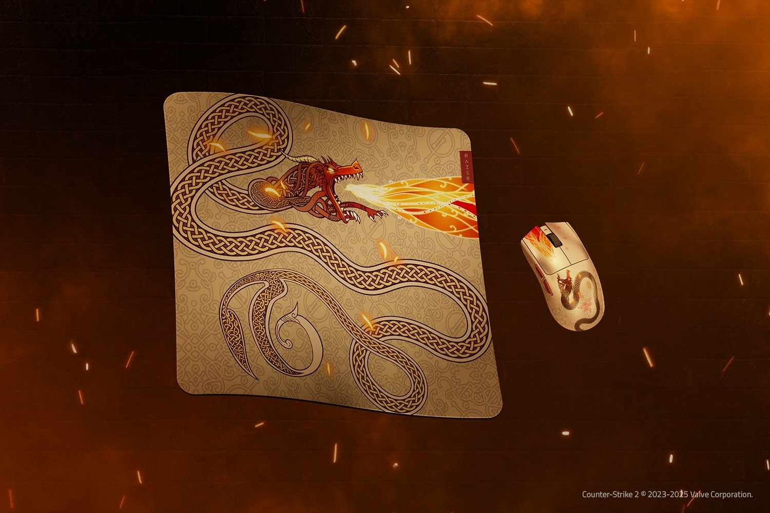 Игровой коврик для мыши Razer Gigantus V2 Large - Counter-Strike 2 Ed. Mousepad/ Razer Gigantus V2 Large - Counter-Strike 2 Ed. Mousepad