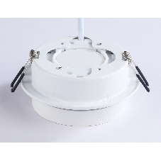 Светильник Ambrella light TN5240 WH белый GX53 D110*42