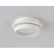 Светильник Ambrella light TN5383 SWH/FR белый песок/белый матовый GX53 IP44 D105*40