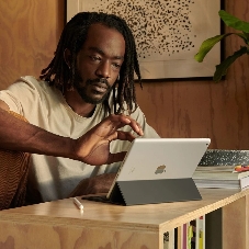 Планшет Apple iPad 2021 A2602 10.2