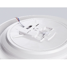 Музыкальный светодиодный светильник Ambrella light FZ710 WH белый IP20 40W 3000-6500K+RGB Music 370*56 (ПДУ ИК)