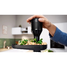 Мясорубка электрическая Bosch MFWS609W белый/черный, 2100 Вт, 3.5 кг/мин, реверс, насадки - 4