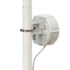 Наружная точка доступа MikroTik RBSXTG-5HPacD-SA RouterBOARD SXTG with Dual Chain 802.11ac, 13dBi 90 deg 5GHz antenna, 720MHz CPU, 128MB RAM, Gigabit Ethernet, USB, POE, PSU, pole mount, RouterOS L4