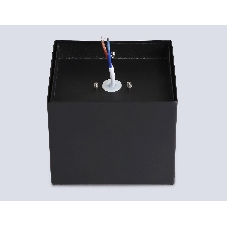 Светильник Ambrella light TN6532 BK черный IP44 GX53 100*100*80