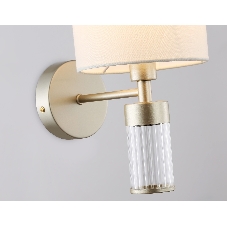 Настенный светильник Ambrella light LH71305 CGD/WH золото/белый E14 max 40W 220*150*260