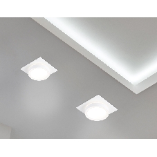 Светильник Ambrella light TN52421 WH/FR белый/белый матовый GX53 max 12W 105*105*45