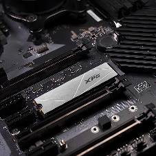 Накопитель SSD ADATA XPG GAMMIX S60, 512Gb, PCIe 4.0 x4, M.2 2280, NVMe, R/W 4700/1700, с радиатором