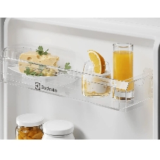 Встраиваемый холодильник ELECTROLUX ENS3SE18S скользящие направляющие, без No Frost, электронное управление, полезный объём: 249 л (179 + 70 л), перенавешиваемые двери, 54x54.1x176.3 см, белый