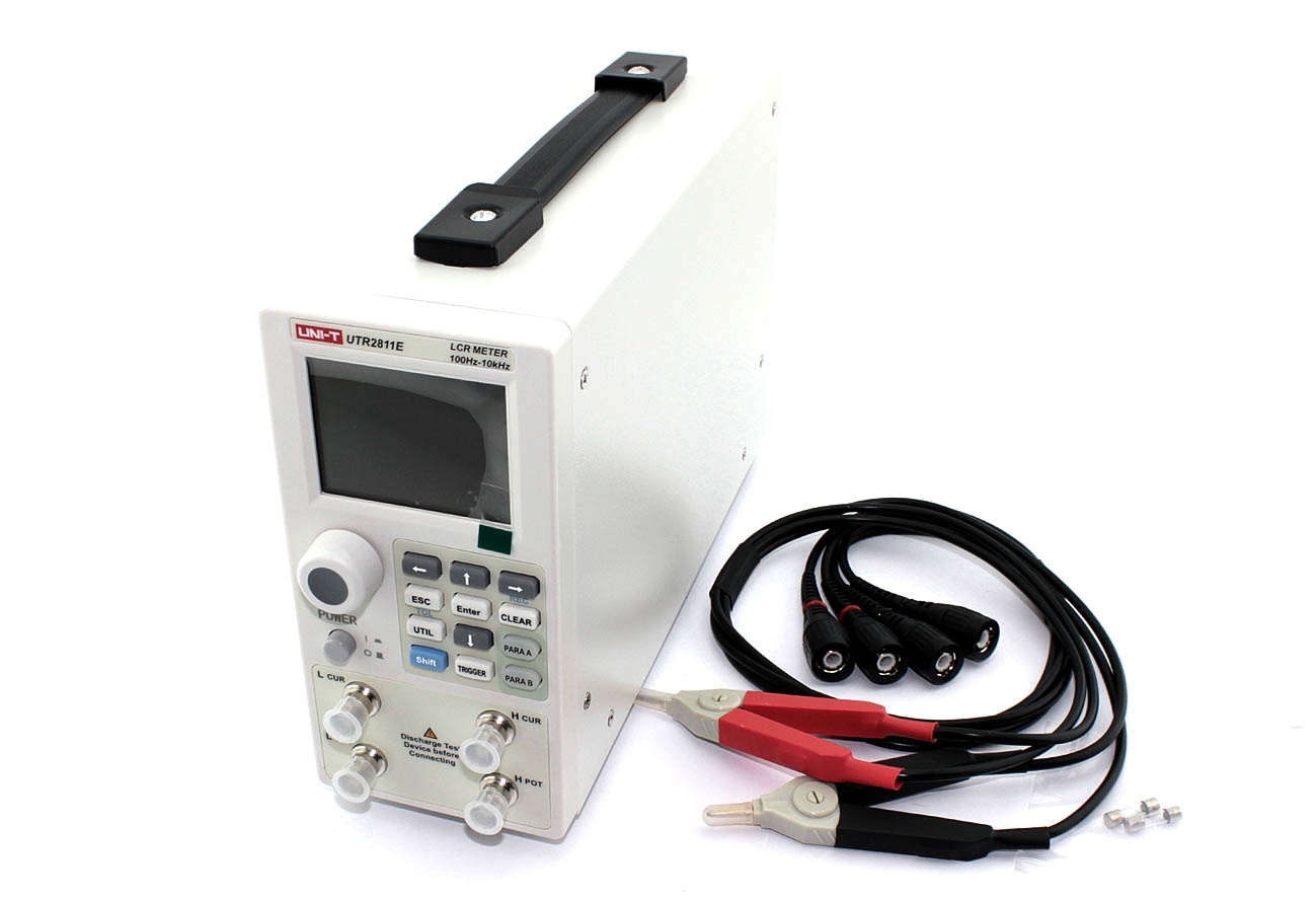 Настольный цифровой мостовой измеритель емкостей LCR UNI-T UTR2811E