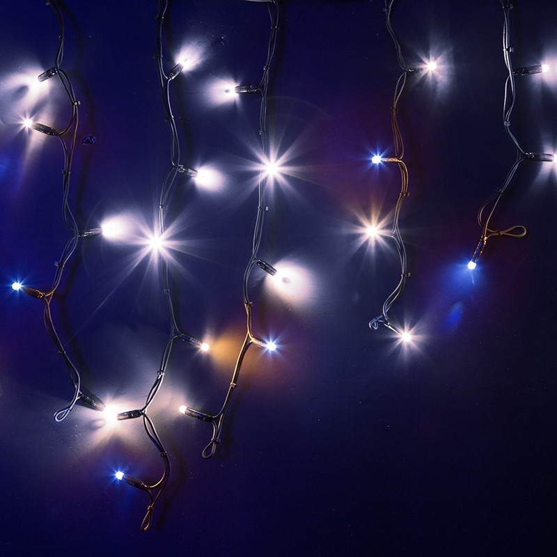 Гирлянда Neon-night Айсикл (бахрома) светодиодный, 4,0 х 0,6 м, с эффектом мерцания, черный провод каучук, 230 В, диоды белые,
