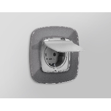 Лицевая панель OMEGA (Серебро глянец) для электрической розетки с/з со шторками и крышкой IP44 QUANT OP4080
