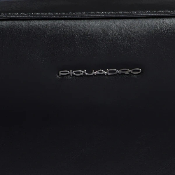Чехол Piquadro Blue Square AC6895B2/N черный натур.кожа