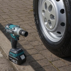 Гайковерт акк Makita DTW285Z18В, Li-ion, 0-1800\2600\3500у\м, 280Нм, квадр1\2