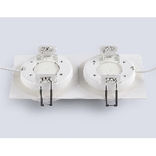 Светильник Ambrella light TN6741/2 WH белый IP44 GX53/2 210*110*57