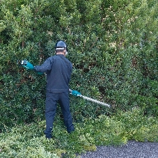 Кусторез Makita UN001GZ аккум.