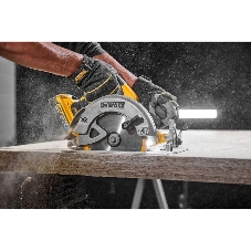 Циркулярная пила (дисковая) DeWalt DCS570N-XJ (ручная) D диска.:184мм