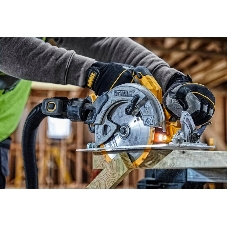 Циркулярная пила (дисковая) DeWalt DCS570N-XJ (ручная) D диска.:184мм