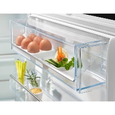 Встраиваемый холодильник Electrolux KNP7TE75S No Frost