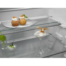 Встраиваемый холодильник Electrolux KNP7TE75S No Frost