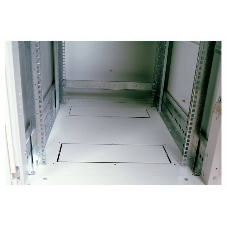 Шкаф коммутационный ЦМО ШТК-М-18.6.8-1ААА 18U 600x820 мм пер. дв. стекл задн. дв. стал. лист 2 бок. пан. направл. под закл. гайки 270 кг серый