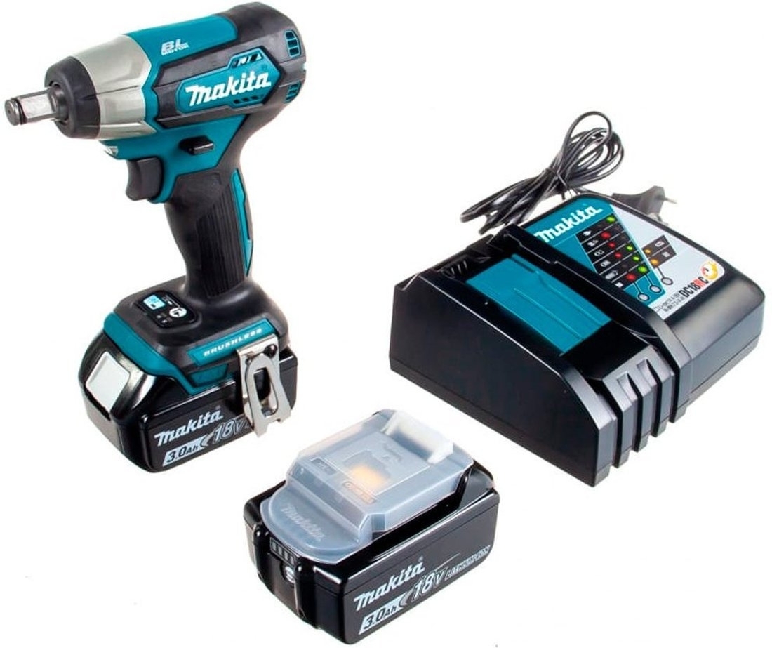 Гайковерт акк Makita DTW181RFE  (уд) б\щет,18В, 2х3АчLi-Ion,0-3600у\м,180Нм, квадрат 1\2