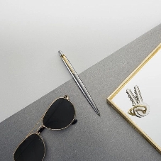 Ручка шариковая Parker Jotter Core K691 (CW1953182) Stainless Steel GT, M, синие чернила, подарочная коробка