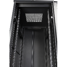 Шкаф серверный Lanmaster (TWT-CBB-32U-6X6-P1) напольный 32U 600x600мм пер.дв.перфор. задн.дв.перфор.2-хст. 800кг черный