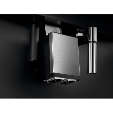 Кофе-машина Electrolux EBC85X автоматическая, сенсорное управление, нержавеющая сталь и черный