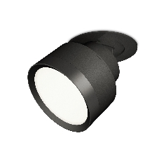 Светильник Ambrella Light XM8102500 SBK/PBK черный песок/черный полированный GX53 (A2242, A2106, C8102, N8113)