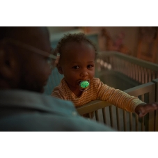 Пустышка для мальчиков Philips Avent ultra air night, с футляром для хранения и стерилизации, 2 шт, 18+ мес