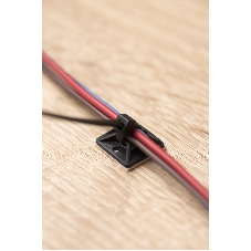 Площадка EKF plc-20x20-b самоклеящаяся (20х20 мм.) черная (100 шт.) EKF