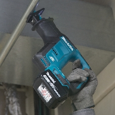 Пила сабельная Makita DJR188Z 18В, Li-ion, 0-3000об\м, ход-20мм, рез-255мм