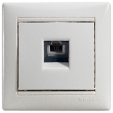 Legrand Legrand 774438 Розетка телефонная Valena RJ11 4 контакта 1 коннектор (белая)