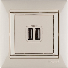 Розетка 2-ая USB 774170 Legrand Valena Сл. кость