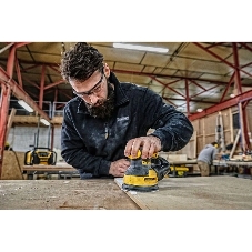 Эксцентриковая шлифовальная машина DeWalt DWE6423-QS 250Вт