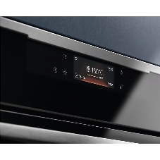 Духовой шкаф Electrolux с паром SteamCrisp, основной цвет - нержавеющая сталь, сенсорное управление, цветной ЖК-дисплей, электронное регулирование времени и температуры, будильник, таймер отключения, отложенный старт, хромированные направляющие из нержавеющей стали Easy Entry , телескопические направляющие FlexiRunners (1 ур) с изменением высоты установки, 3 стекла, пиролитическая очистка, термощуп, плавное закрытие дверцы SoftClosing, Италия