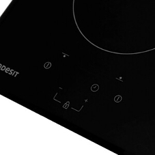 Электрическая варочная панель Indesit IRT 130 черный