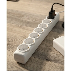 Сетевой фильтр PROGIX PG641, 6 розеток, белый, кабель 3 метра, заземление, выключатель, мощность нагрузки 3500Вт, размер 320 х 50 х 40мм, сечение кабеля 3 х 1.5кв.мм.
