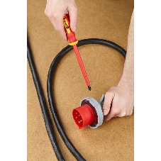 Отвертка PH3х150мм Master 1000В Basic EKF ph-3-150-mas-in
